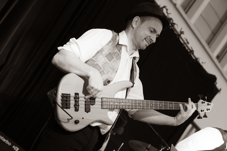 GINO-40.jpg